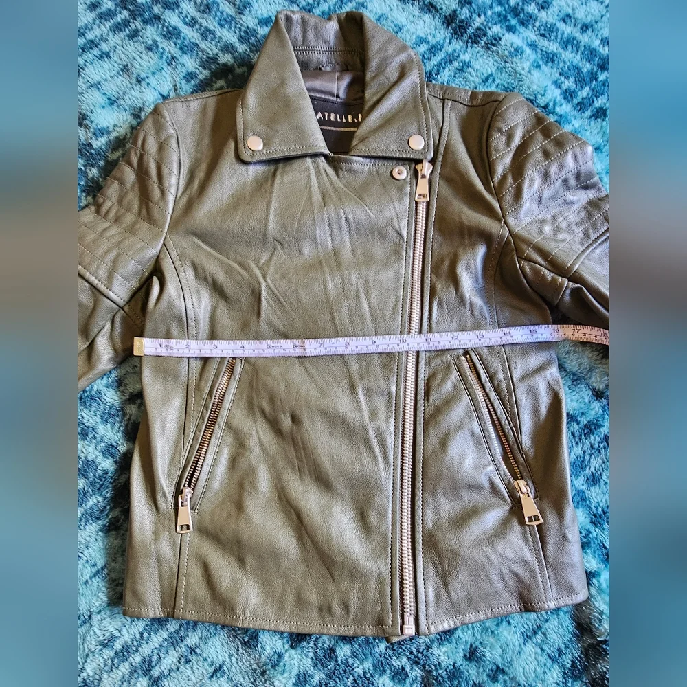 Bagatelle jaket, size XS,‎ olive 🫒 color